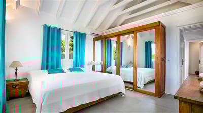 Bedroom 1: King size bed, air conditioning, ceiling fan, safe, large dressing room. Ensuite bathroom