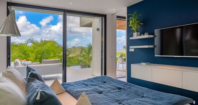 Luxury Villa Photo #16