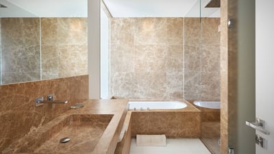 Luxury Villa Photo #23