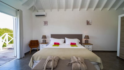 Luxury Villa Photo #45