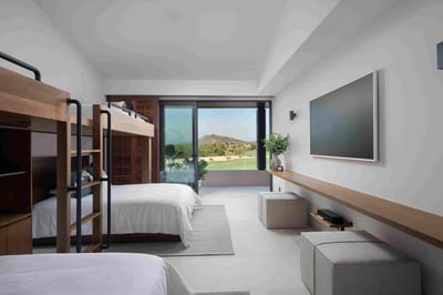 Luxury Villa Photo #12