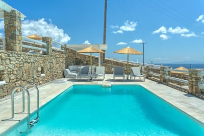 Luxury Villa Photo #5