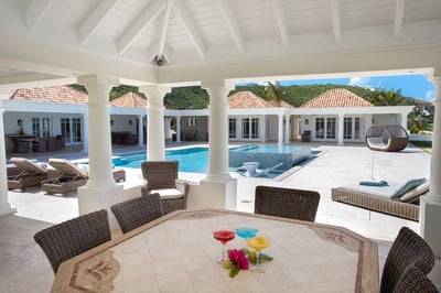 Luxury Villa Photo #17