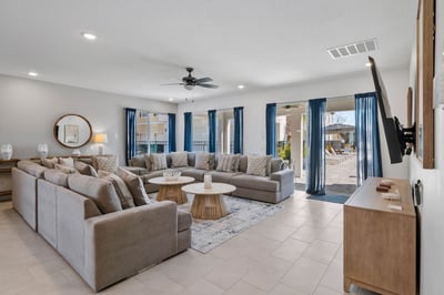 Luxury Villa Photo #14
