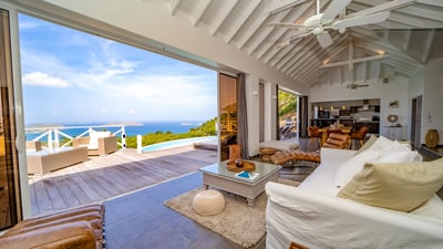 Luxury Villa Photo #20
