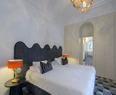 Luxury Villa Photo #36