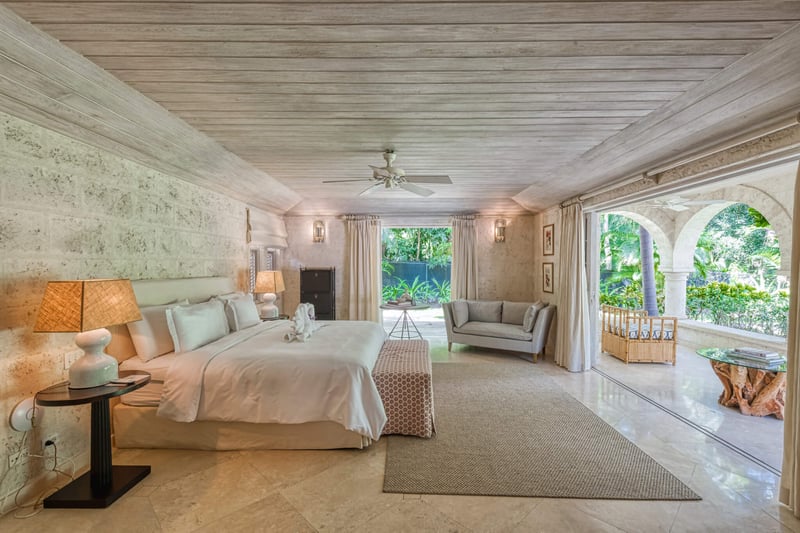 Bluff House and Cottage