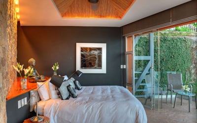 Luxury Villa Photo #23