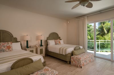 Luxury Villa Photo #32