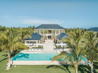 Luxury Villa Photo #2