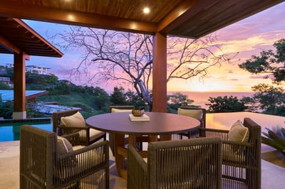 Luxury Villa Photo #13