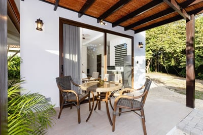 Luxury Villa Photo #6