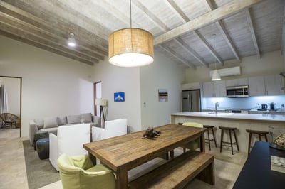 Luxury Villa Photo #4
