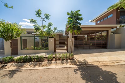Luxury Villa Photo #43