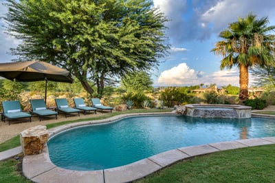 Open and expansive backyard views