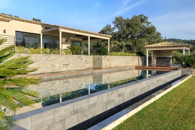 Luxury Villa Photo #5