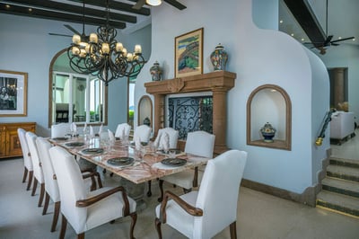 Luxury Villa Photo #25