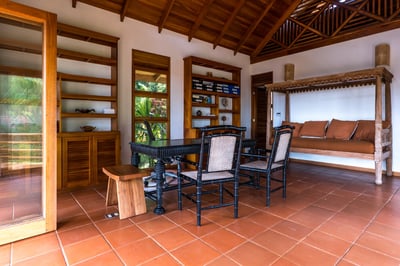 Luxury Villa Photo #40