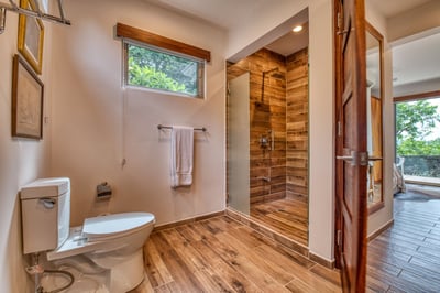 Luxury Villa Photo #40