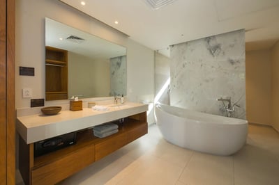 Luxury Villa Photo #29
