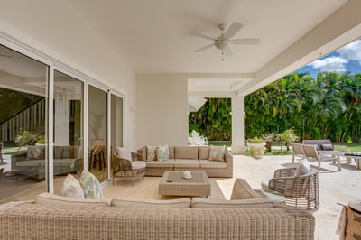 Luxury Villa Photo #12