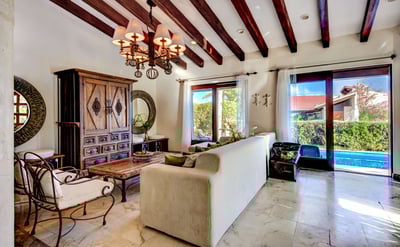 Luxury Villa Photo #18