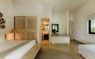 Luxury Villa Photo #57