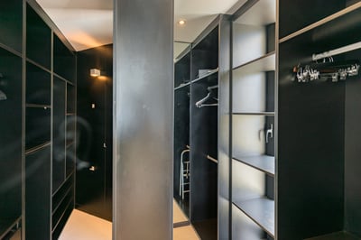 Luxury Villa Photo #49
