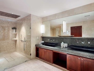 Luxury Villa Photo #7