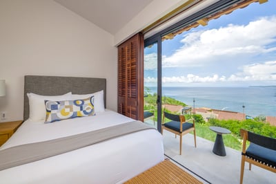 Luxury Villa Photo #43