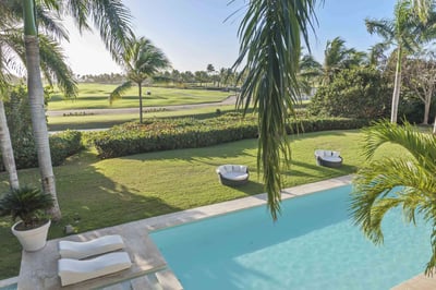 Luxury Villa Photo #11