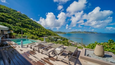Luxury Villa Photo #5