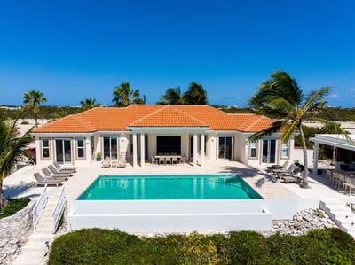 Luxury Villa Photo #5