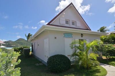 Luxury Villa Photo #6