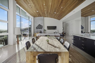 Luxury Villa Photo #25