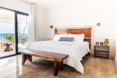 Luxury Villa Photo #24