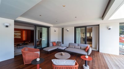 Outdoor Lounge