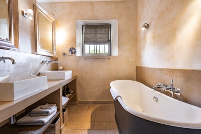 Luxury Villa Photo #25