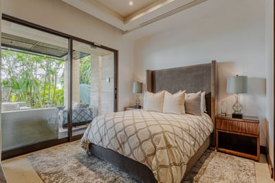 Luxury Villa Photo #48