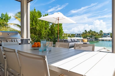 Luxury Villa Photo #14