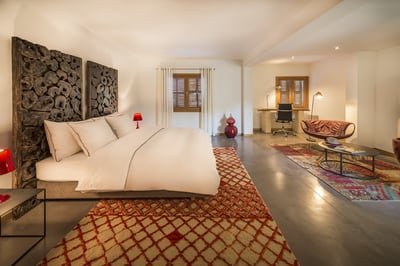 Luxury Villa Photo #12