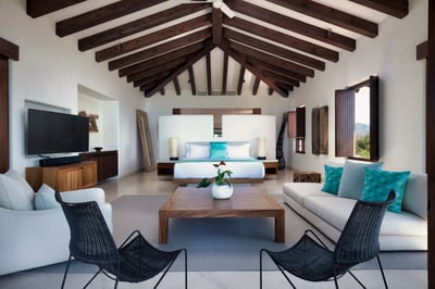 Luxury Villa Photo #29