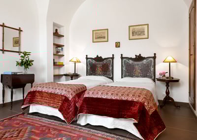 Luxury Villa Photo #18
