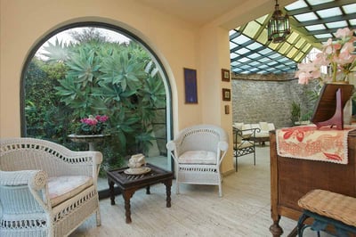 Luxury Villa Photo #13