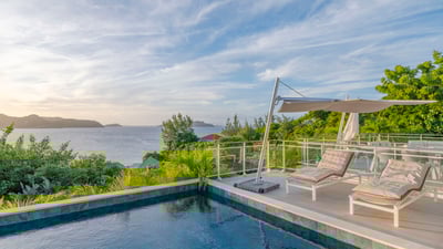 Luxury Villa Photo #8