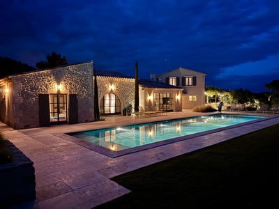 Luxury Villa Photo #5