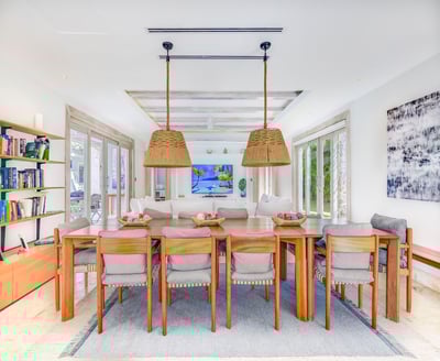 Luxury Villa Photo #25