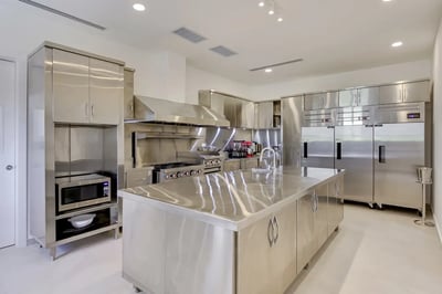 Luxury Villa Photo #26