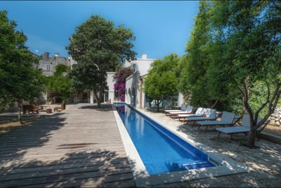 Luxury Villa Photo #2