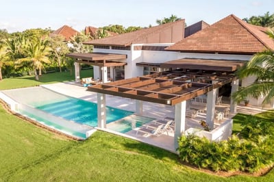 Luxury Villa Photo #8